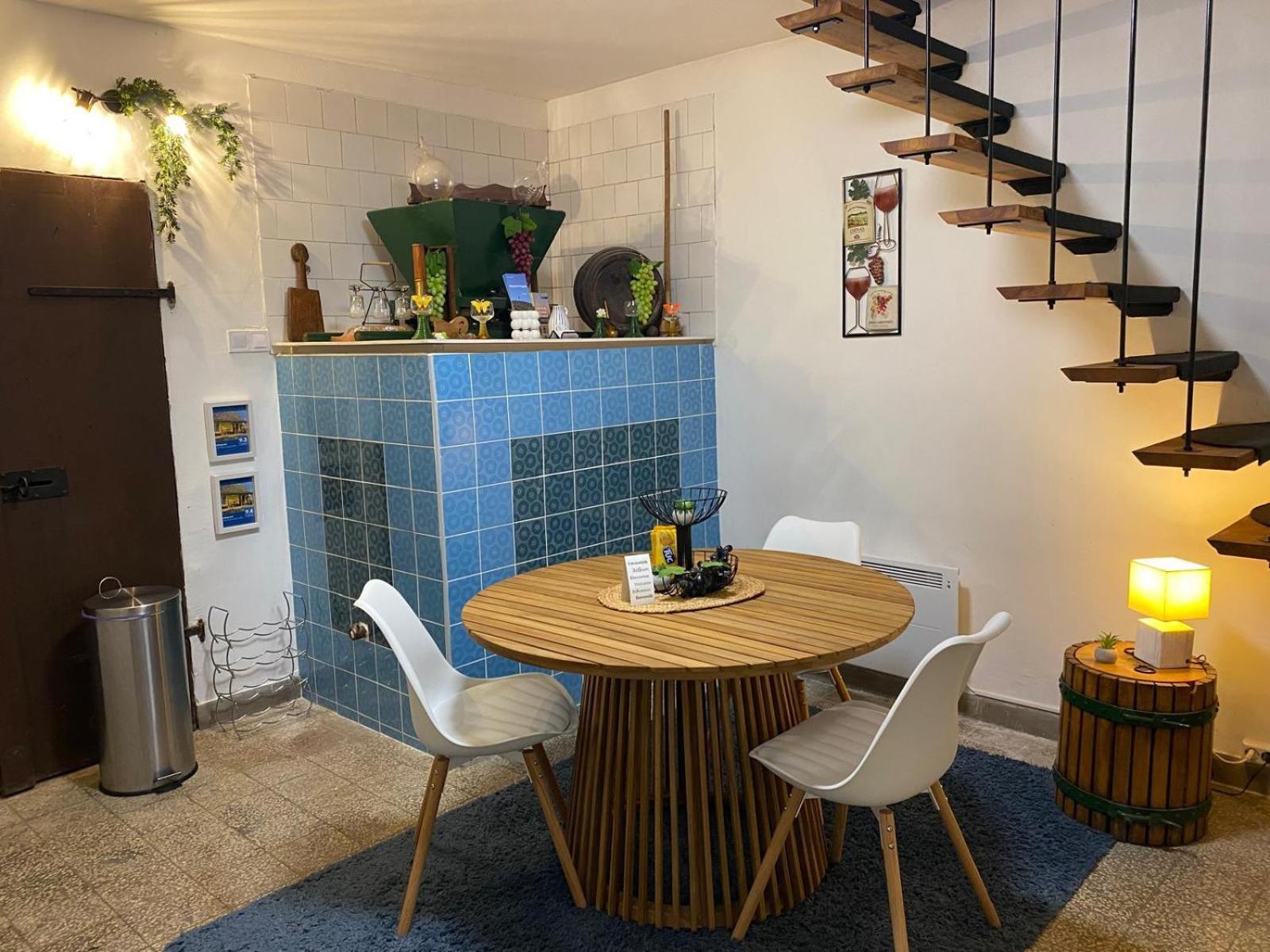Het Hongaarse Wijnhuis Mohacs Bagian luar foto